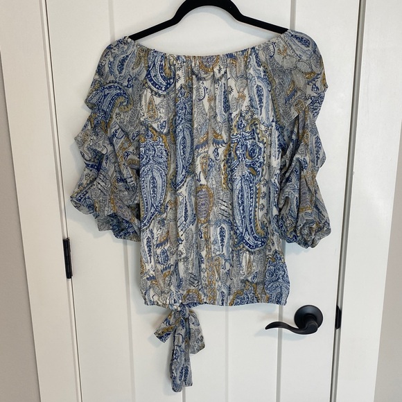 Vince Camuto Blue and Gold Paisley Blouse - Picture 8 of 9